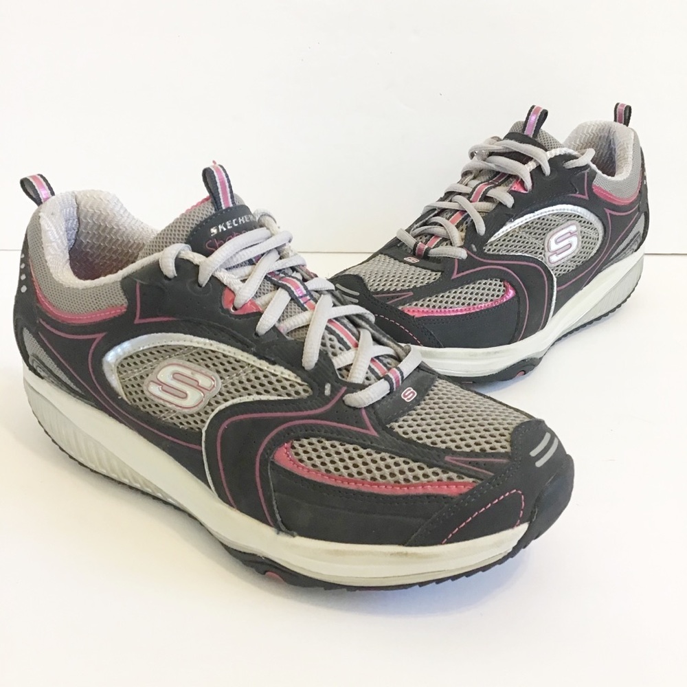 SKECHERS Shape Ups women’s size 9